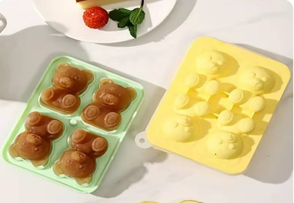 テディベア くま 製氷皿 アイスモールド シリコン トレイ 冷凍庫用 キューブ 夏 かわいい