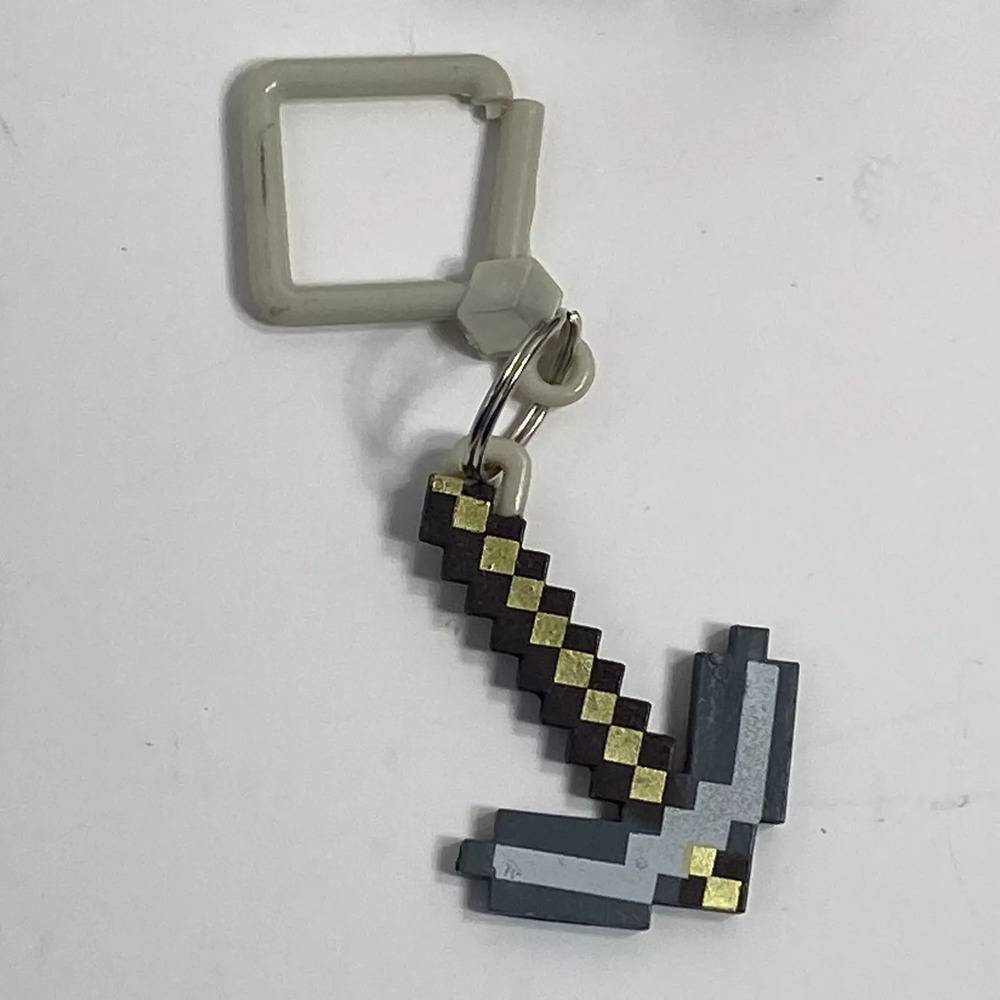 キーホルダー ドット ゲーム ブロック フィギュア おもちゃ ゲーム ファンギフ ツルハシ 