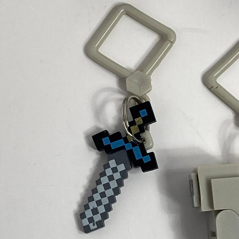 マイクラ 風 キーホルダー ドット デザイン キーチェーン ピクセル ゲーム ソード