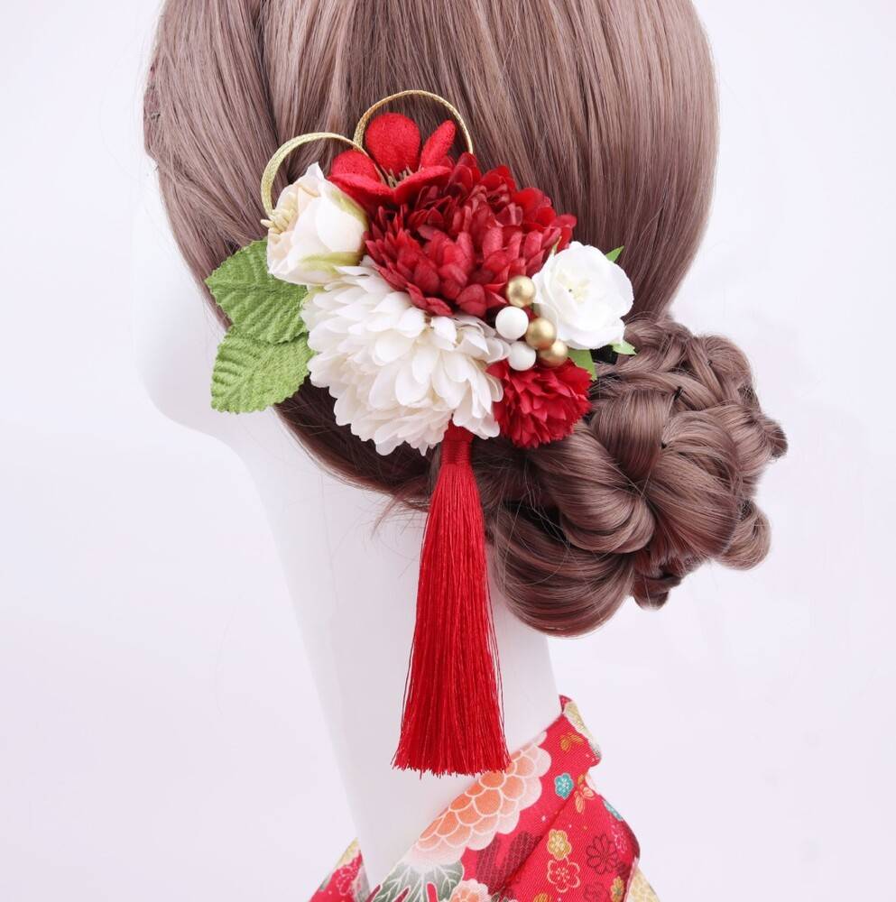 髪飾り 牡丹かんざし タッセル付き ヘアアクセサリー 和装  成人式 卒業式 結婚式 記念写真